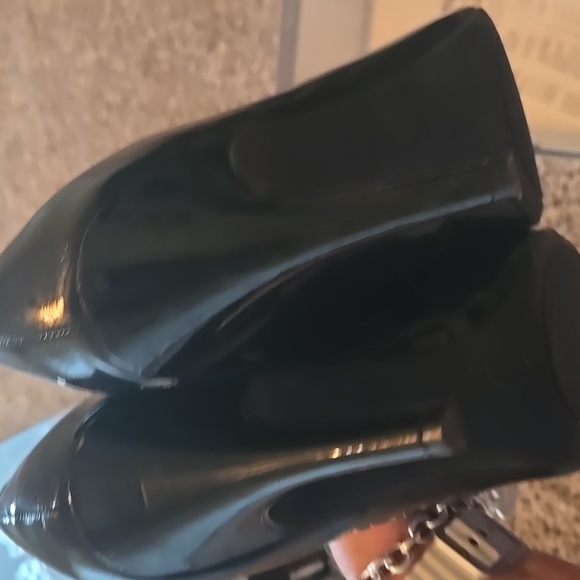 Black Women's Heels - Picture 3 of 5